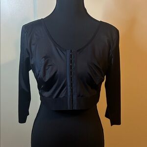 Feelingirl Black Women's Intimate Top long sleeve size 3X